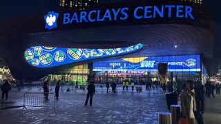 バークレイズ センター