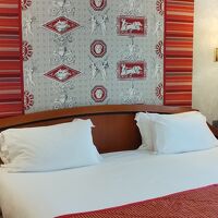 室内はギリギリスーツケース2個を広げられる位。