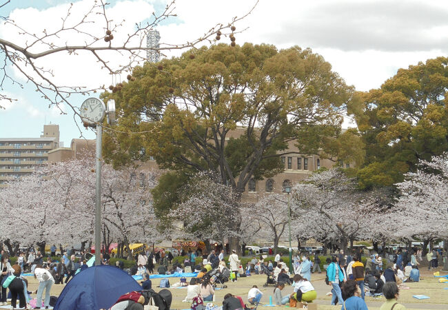 鶴舞公園