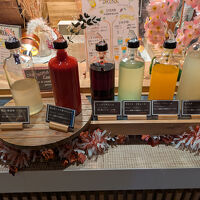 フリーカクテルバーはここでも健在