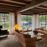 もう一つの出入り口付近のロビー