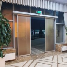 専用出口(プラットホーム)