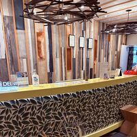 チェックインカウンター