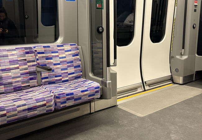 ロンドン地下鉄 エリザベスライン