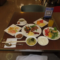 私の食べた朝食バイキング