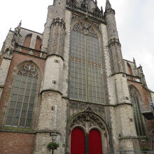 別の日には扉が閉ざされていて、また内部見学は出来ませんでした