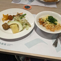 2日目の朝食は、お粥にしました。美味しい