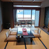 部屋から仙酔島を眺められるおちついた旅館