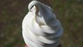 ヤツレン ソフトクリーム売店