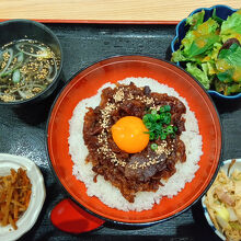 かたい信用やわらかい肉 肉のいとう (仙台駅1階店)