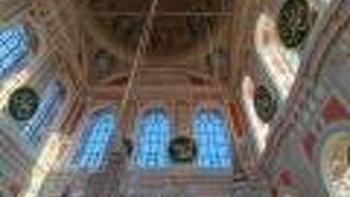 オルタキョイ メジディエ ジャーミィ