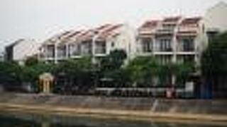 ラルナ ホイアン リバーサイド ホテル&スパ