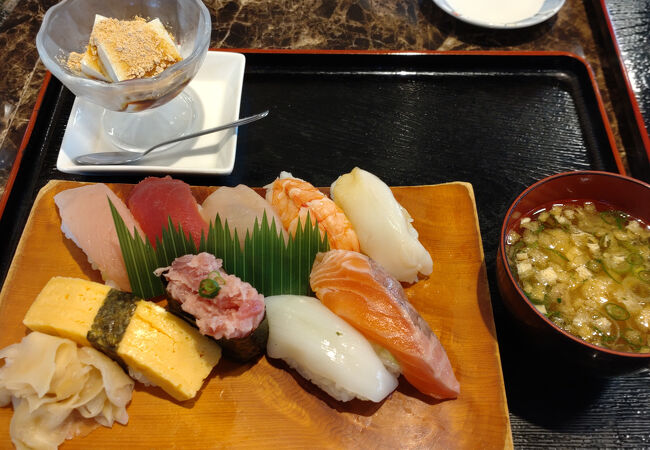 廻鮮寿司かね喜 牛久店