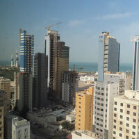 左端にクウエートタワーが見えます。