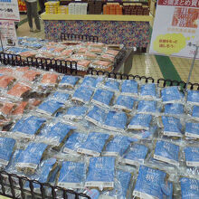 お土産ショップ　黒糖のお土産がいっぱい