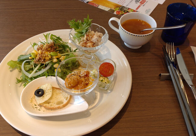 レストラン セリーナ