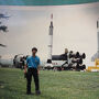 USA RocketをBackに写真を撮った