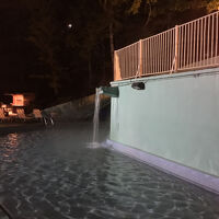 温泉プールも屋外にあります。