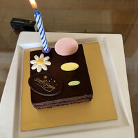 プレゼントのバースデーケーキ