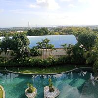 プールも 1階と5階の 2箇所にある