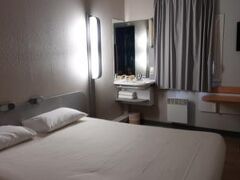 イビス バジェット パリ ポルト ドゥ モンマルトル 写真