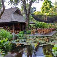 リージェンシークラブラウンジ