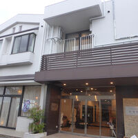 車は４台停めることができます