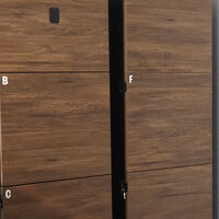 ロッカーはありますが鍵がありません。貴重品管理には必要です。