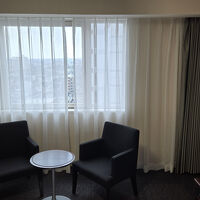 小さいながらもテーブルもあります