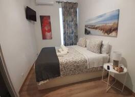 フロール＆フィダルゴ ゲストハウス