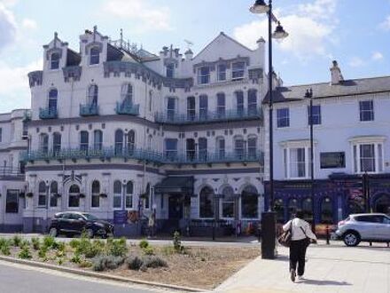 ロイヤル エスプラナーデ ホテル 写真