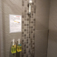 3分ぐらいお湯が出なくて、風邪ひくかと思った。