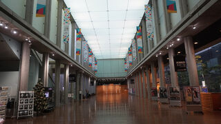 兵庫県立芸術文化センター