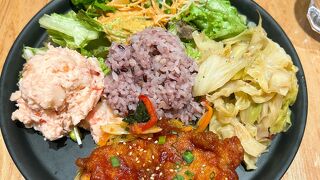 エムズマーケット デリカテッセン&ダイナー