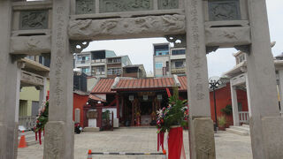 風神廟の前にある・・・