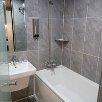 小さいバスタブあり