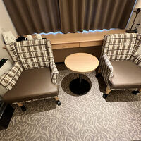 ソファとミニテーブル、これ便利でしたよ