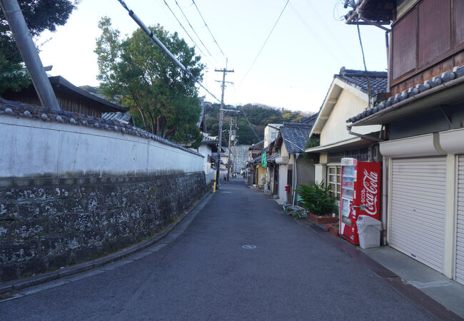 加太の道標から淡島神社へと続く参拝道