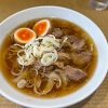 手打ちの中太麺