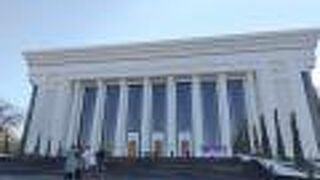 国際フォーラムパレス