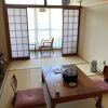 夕食の鯉料理は事前に申し出れば川魚に変更可能
