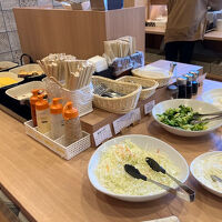 サービスの朝食バイキング
