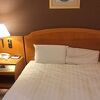 外観はとても古めのホテル