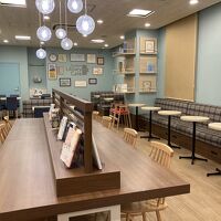 ライブラリーカフェ。朝食会場にもなります。