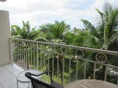 ワイキキ ショア バイ アウトリガー 写真