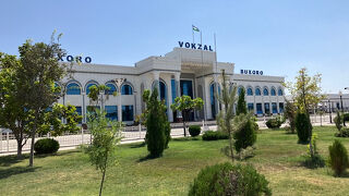 旧市街にあるホテルまでかなり距離がある