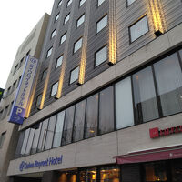 小倉駅前の平和通り沿いにあり、立地も良かったです。