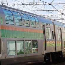 グリーン車の人気は高く、終日乗車率も高い