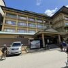 昔の観光ホテルという感じで、フェリー乗り場や厳島神社に近く立地は良いです