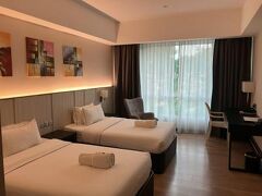 ハイアー ホテル 写真